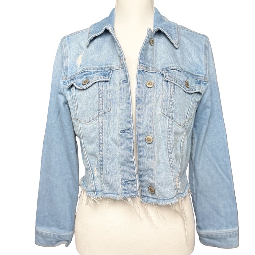 Hollister Cropped Denim Jacket Distressed Light Wash Frayed Hem Womens Small